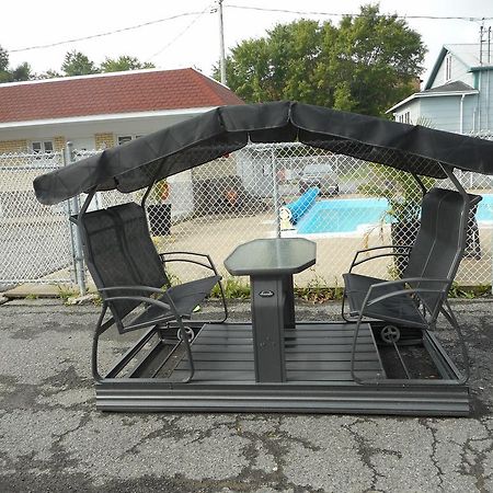 Motel Olympic Québec Kültér fotó