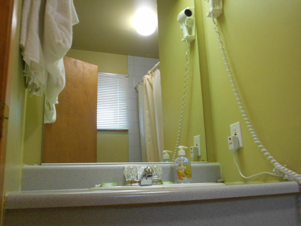 Motel Olympic Québec Kültér fotó